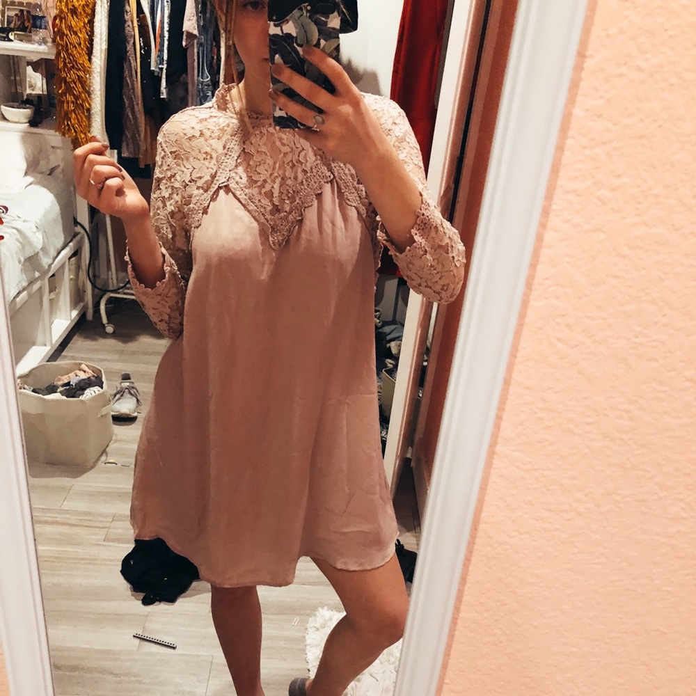 Women’s dress
